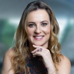 Karen Cussioli Caparroz,  CFP®